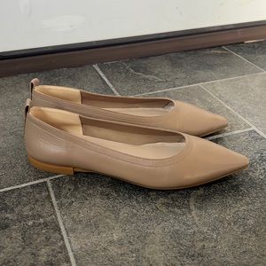 Everlane Nude Leather Pointed-Toe Flats, 7.5